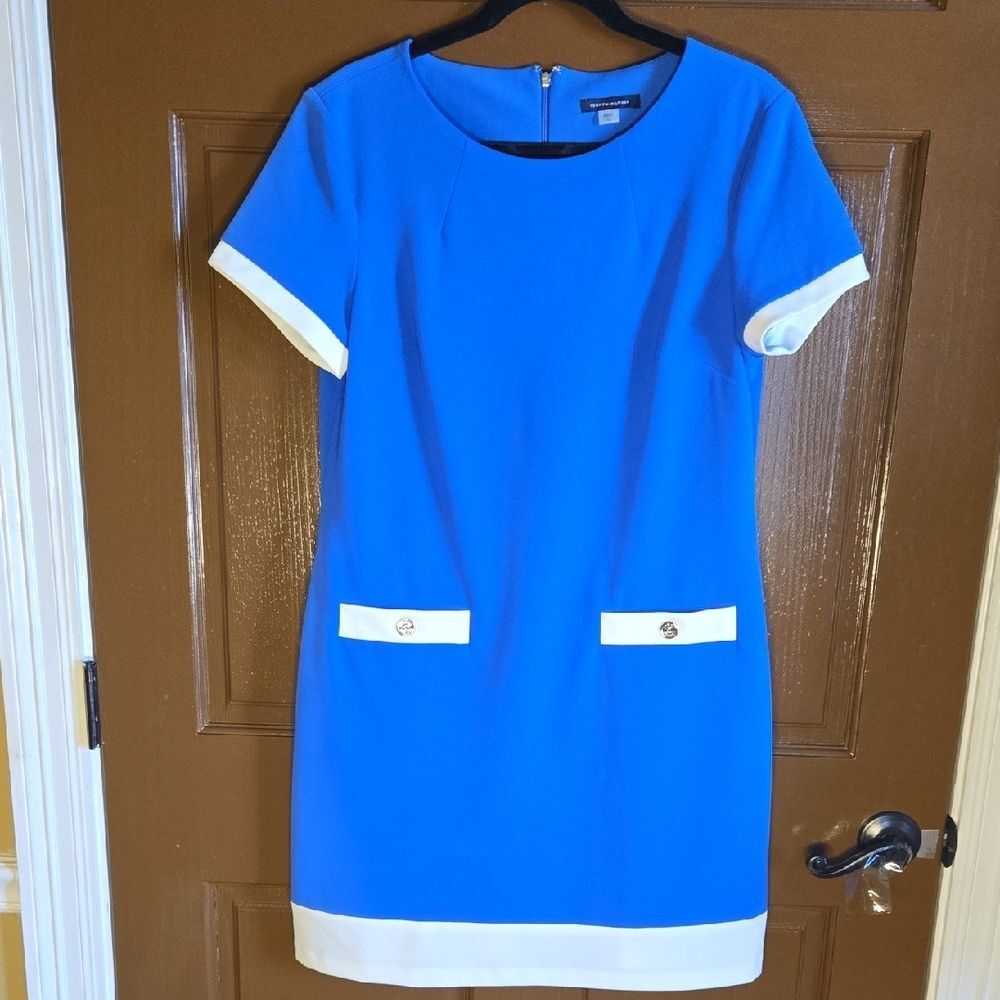 Tommy Hilfiger-Blue short sleeved sheath dress with ivory trim Sz 12.